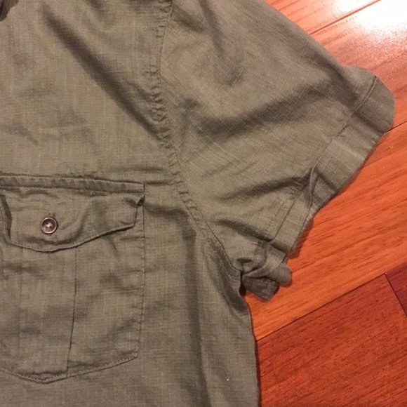 Hollister olive green shirt - Picture 3 of 5